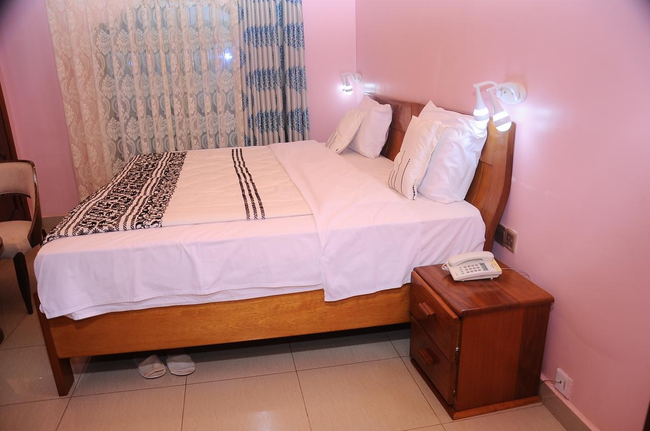 Modern Villa Hotel كيغالي المظهر الخارجي الصورة